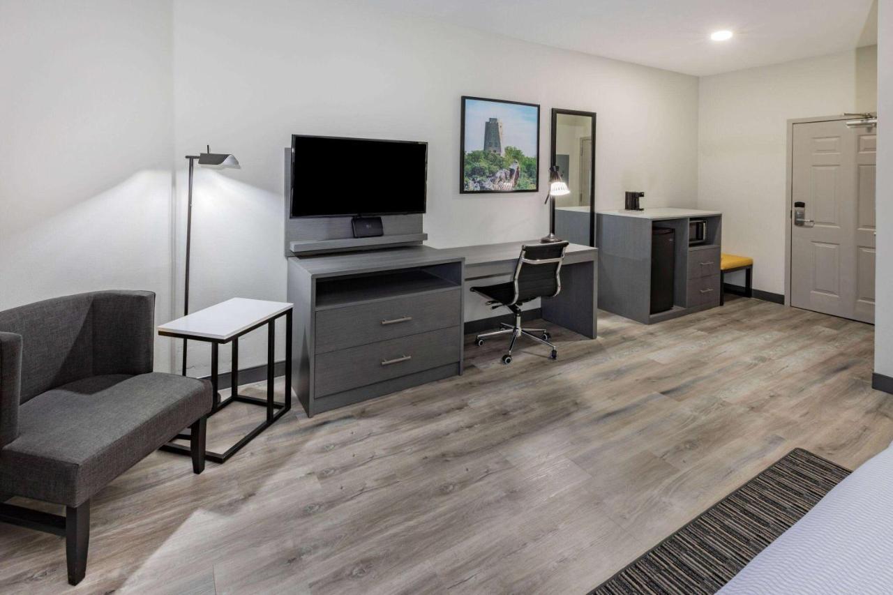 La Quinta Inn & Suites By Wyndham ארדמור מראה חיצוני תמונה