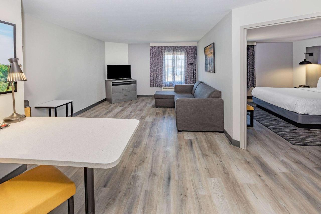 La Quinta Inn & Suites By Wyndham ארדמור מראה חיצוני תמונה