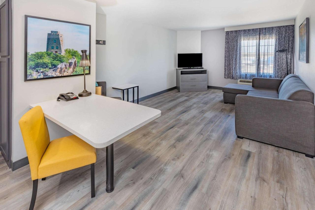 La Quinta Inn & Suites By Wyndham ארדמור מראה חיצוני תמונה